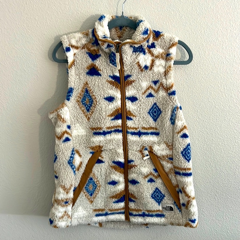 Medium north face fuzzy vest